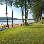 Hébergement de vacances Nad Jeziorem *
