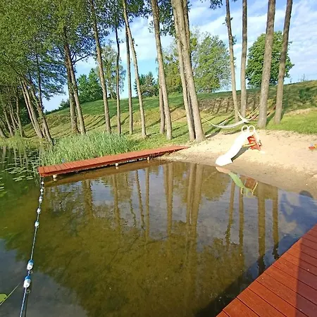 Nad Jeziorem Ferienhaus *